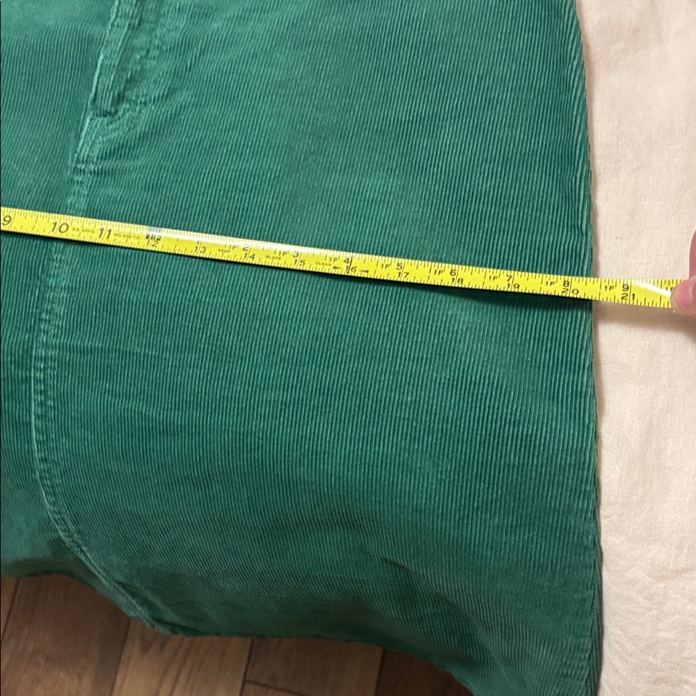 H&M Green Corduroy Skirt A line pencil size 10 - Picture 7 of 7